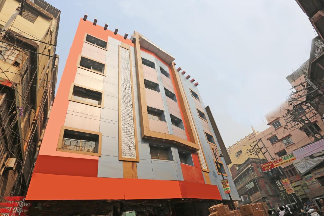Oyo 10338 Hotel Aadesh Palace Βαρανάσι Εξωτερικό φωτογραφία
