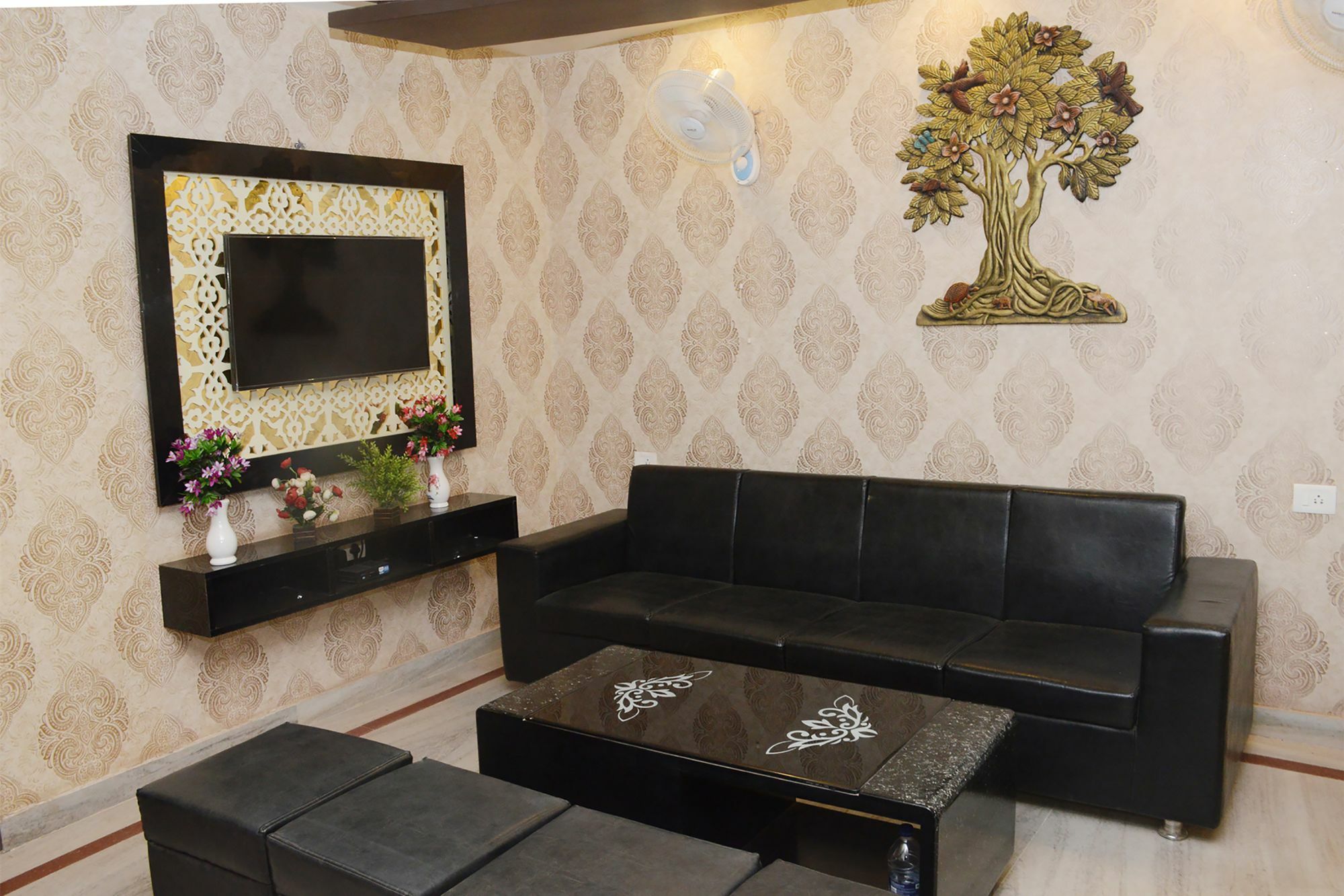 Oyo 10338 Hotel Aadesh Palace Βαρανάσι Εξωτερικό φωτογραφία